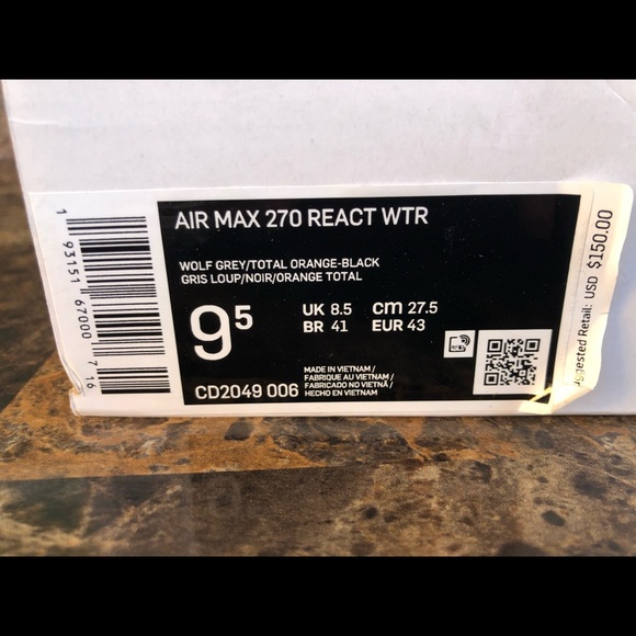 Nike Men's Air Max 270 React Winter Casual Sneaker - Picture 15 of 16